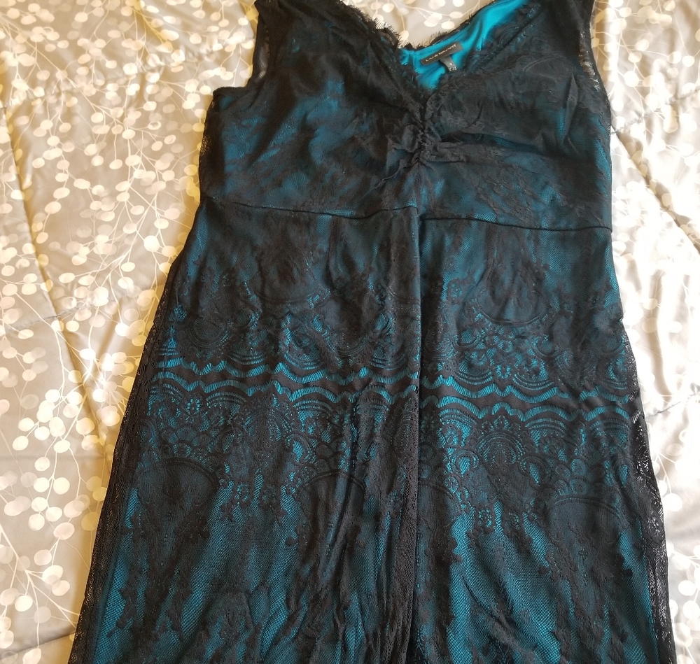Cocktail Dress treal w black lace